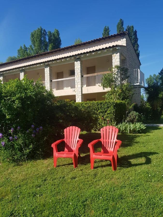 Hotel Le Moulin de César Vaison-la-Romaine Esterno foto